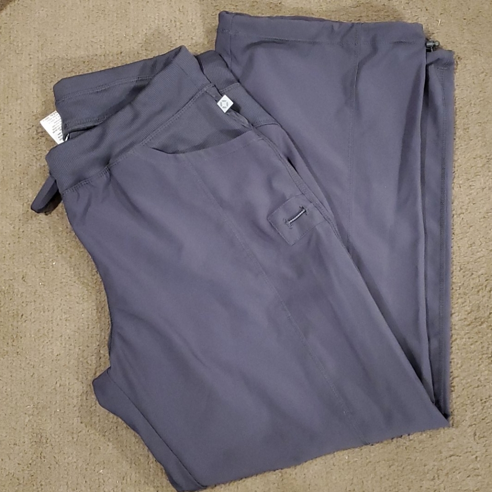Cherokee infinity scrub pants
